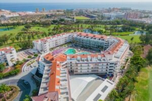 Gara Suites Golf & Spa